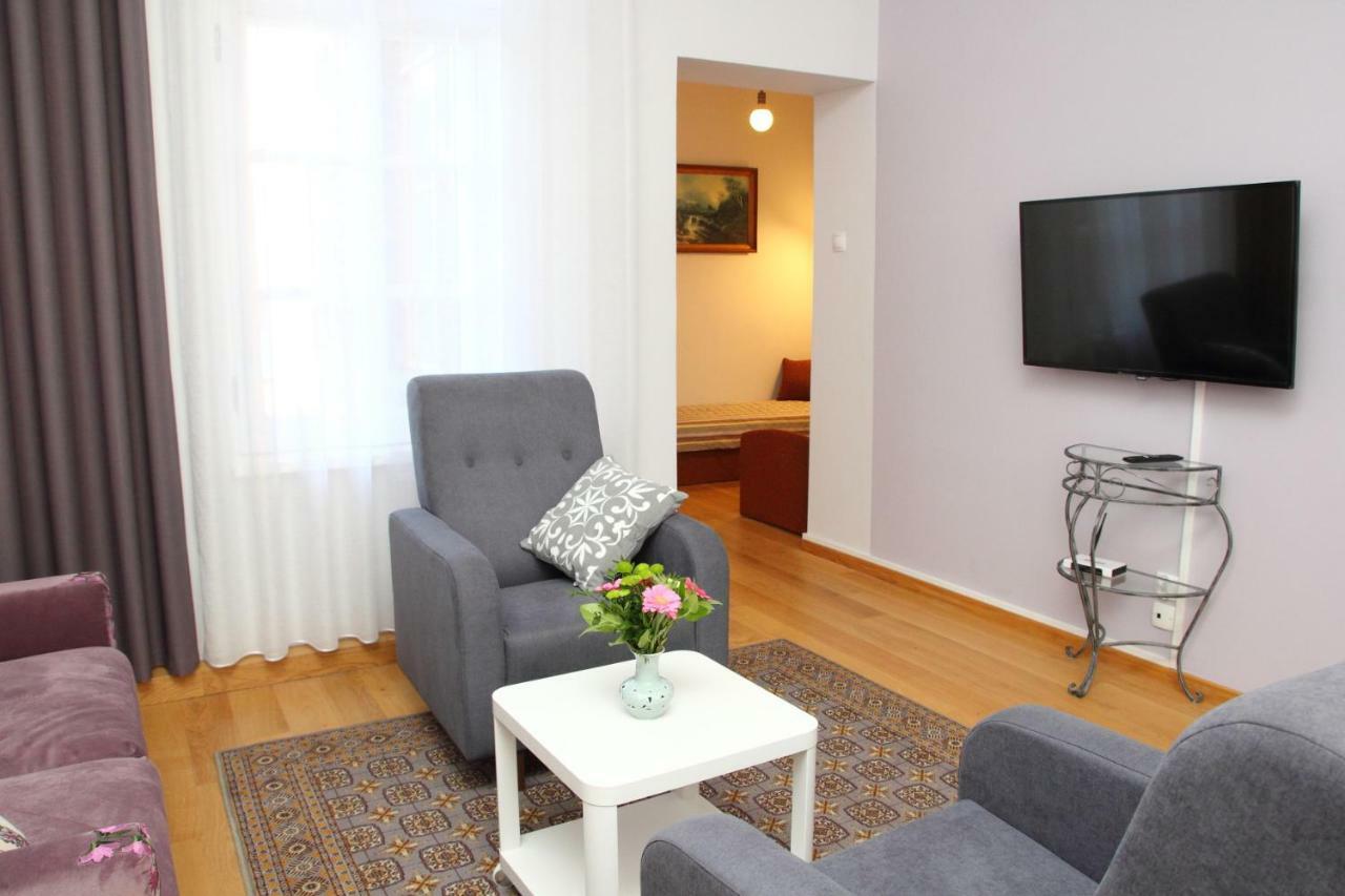 Apartament Antykwa Thorn Exterior foto