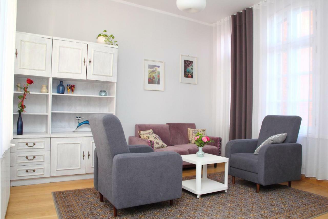 Apartament Antykwa Thorn Exterior foto